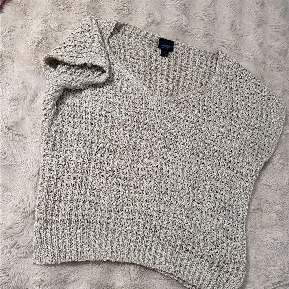 Women's Gray Sweater- super cute Daytrip size small waffle knit